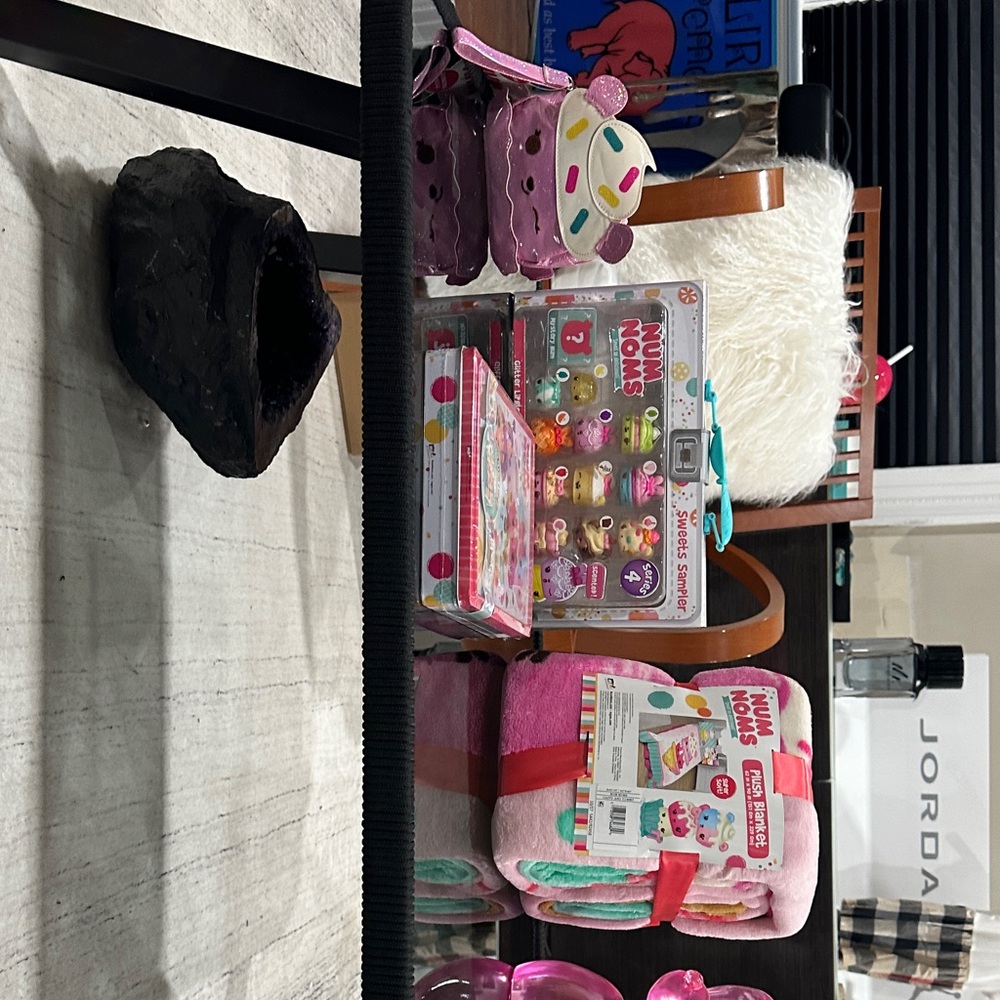 Num Noms gift bundles! 💖💖💖💖